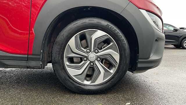 Hyundai KONA 1.6 h-GDi SE Connect SUV 5dr Petrol Hybrid DCT Euro 6 (s/s) (141 ps) Red