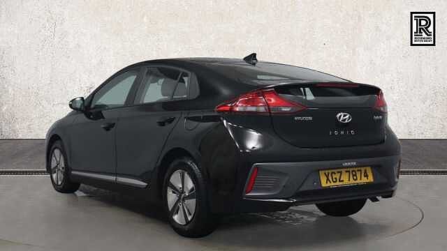 Hyundai IONIQ 1.6 h-GDi SE Connect Hatchback 5dr Petrol Hybrid DCT Euro 6 (s/s) (141 ps)