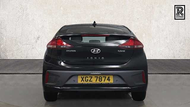Hyundai IONIQ 1.6 h-GDi SE Connect Hatchback 5dr Petrol Hybrid DCT Euro 6 (s/s) (141 ps)