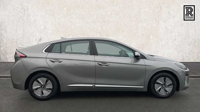 Hyundai IONIQ 1.6 h-GDi Premium Hatchback 5dr Petrol Hybrid DCT Euro 6 (s/s) (141 ps)