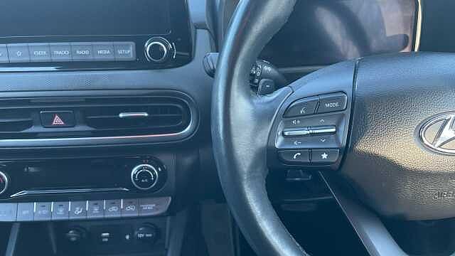 Hyundai KONA 1.6 h-GDi Premium SUV 5dr Petrol Hybrid DCT Euro 6 (s/s) (141 ps) Grey