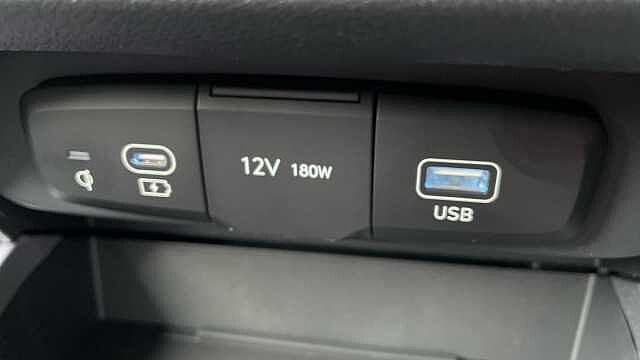 Hyundai I10 1.2 Premium Hatchback 5dr Petrol Manual Euro 6 (s/s) (79 ps) PHANTOM BLACK