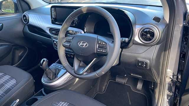 Hyundai I10 1.2 Premium Hatchback 5dr Petrol Auto Euro 6 (s/s) (79 ps) LUMEN GREY