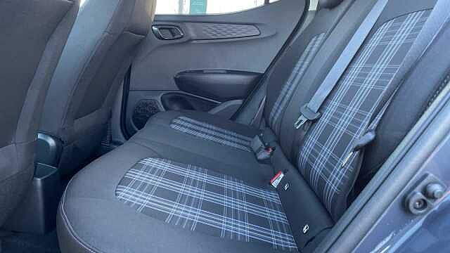 Hyundai I10 1.2 Premium Hatchback 5dr Petrol Auto Euro 6 (s/s) (79 ps) LUMEN GREY