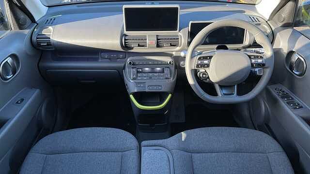 Hyundai INSTER Long Range 49kWh Cross SUV 5dr Electric Auto (115 ps)