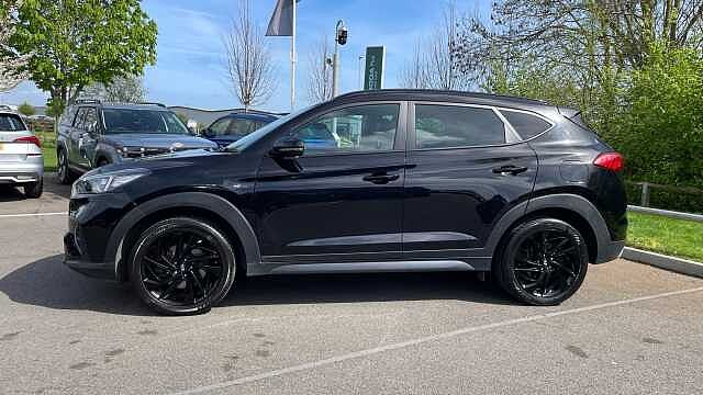 Hyundai TUCSON 1.6 CRDi MHEV N Line SUV 5dr Diesel Hybrid DCT Euro 6 (s/s) (136 ps) Black