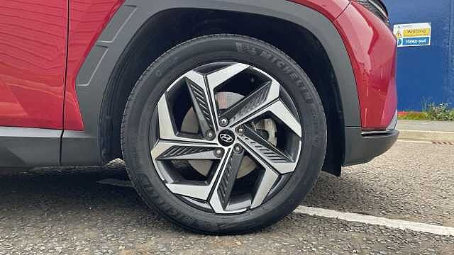 Hyundai TUCSON 1.6 h T-GDi 13.8kWh Ultimate SUV 5dr Petrol Plug-in Hybrid Auto 4WD Euro 6 (s/s)