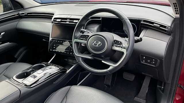 Hyundai TUCSON 1.6 h T-GDi 13.8kWh Ultimate SUV 5dr Petrol Plug-in Hybrid Auto 4WD Euro 6 (s/s)