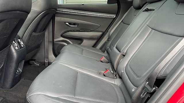 Hyundai TUCSON 1.6 h T-GDi 13.8kWh Ultimate SUV 5dr Petrol Plug-in Hybrid Auto 4WD Euro 6 (s/s)