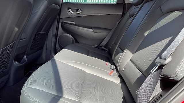 Hyundai KONA 1.0 T-GDi MHEV Ultimate SUV 5dr Petrol Hybrid Manual Euro 6 (s/s) (120 ps)
