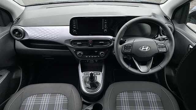 Hyundai i10 1.0 Advance Hatchback 5dr Petrol Auto Euro 6 (s/s) (63 ps)