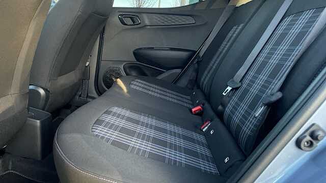 Hyundai i10 1.2 Premium Hatchback 5dr Petrol Auto Euro 6 (s/s) (79 ps)