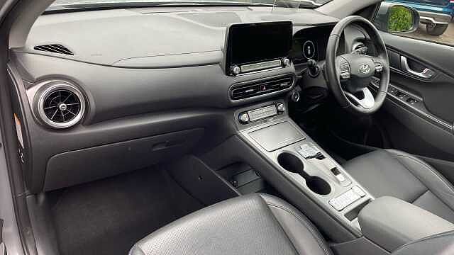 Hyundai KONA 64kWh Ultimate SUV 5dr Electric Auto (10.5kW Charger) (204 ps)