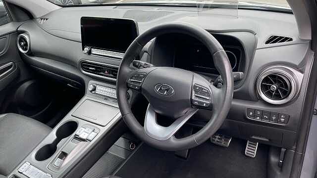 Hyundai KONA 64kWh Ultimate SUV 5dr Electric Auto (10.5kW Charger) (204 ps)
