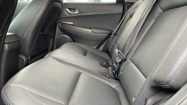 Hyundai KONA 64kWh Ultimate SUV 5dr Electric Auto (10.5kW Charger) (204 ps)
