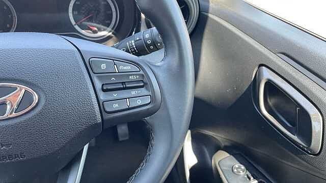 Hyundai I10 1.0 SE Connect Hatchback 5dr Petrol Manual Euro 6 (s/s) (67 ps) Silver