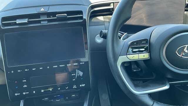 Hyundai TUCSON 1.6 h T-GDi Premium SUV 5dr Petrol Hybrid Auto Euro 6 (s/s) (230 ps)