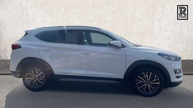 Hyundai TUCSON 1.6 T-GDi Premium SUV 5dr Petrol Manual Euro 6 (s/s) (177 ps) White
