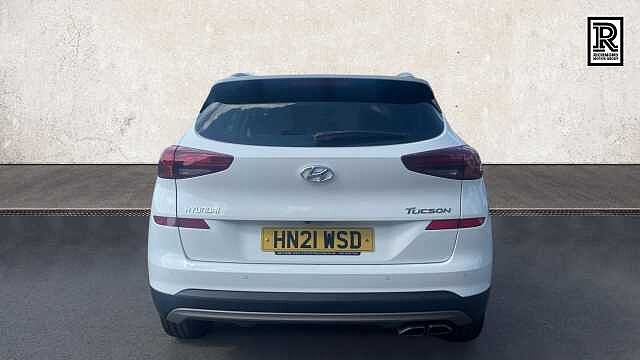 Hyundai TUCSON 1.6 T-GDi Premium SUV 5dr Petrol Manual Euro 6 (s/s) (177 ps) White