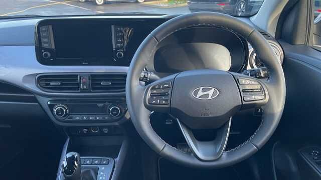 Hyundai i10 1.0 Advance Hatchback 5dr Petrol Auto Euro 6 (s/s) (63 ps)
