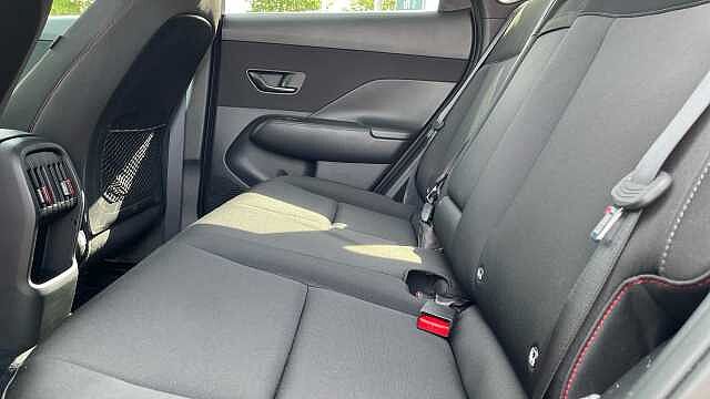 Hyundai KONA 1.6 T-GDi N Line SUV 5dr Petrol DCT Euro 6 (s/s) (138 ps) Shimmering Silver (2TR)