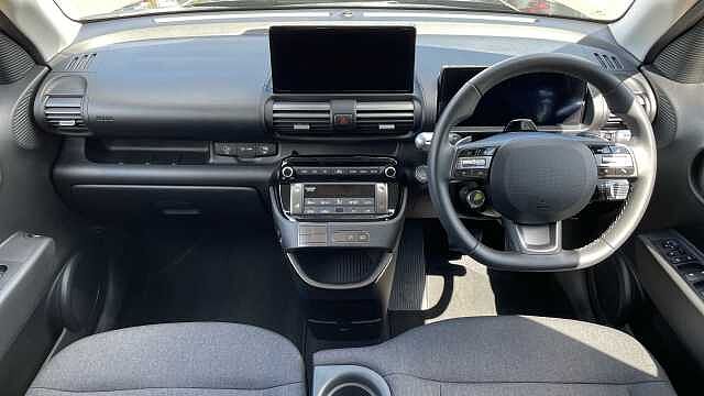 Hyundai INSTER Long Range 49kWh 01 SUV 5dr Electric Auto (115 ps)