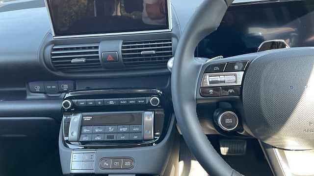 Hyundai INSTER Long Range 49kWh 02 SUV 5dr Electric Auto (115 ps)