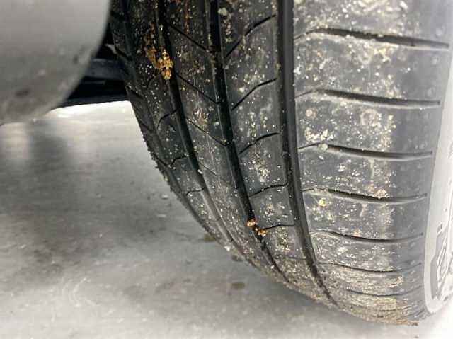 Hyundai INSTER 85kW 02 49kWh 5dr Auto