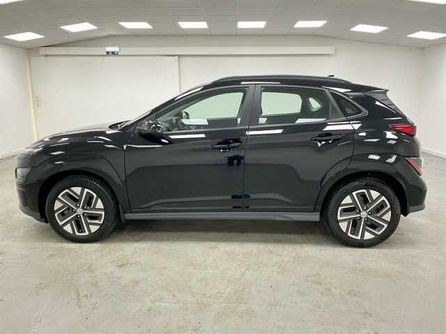 Hyundai KONA 100kW SE Connect 39kWh 5dr Auto