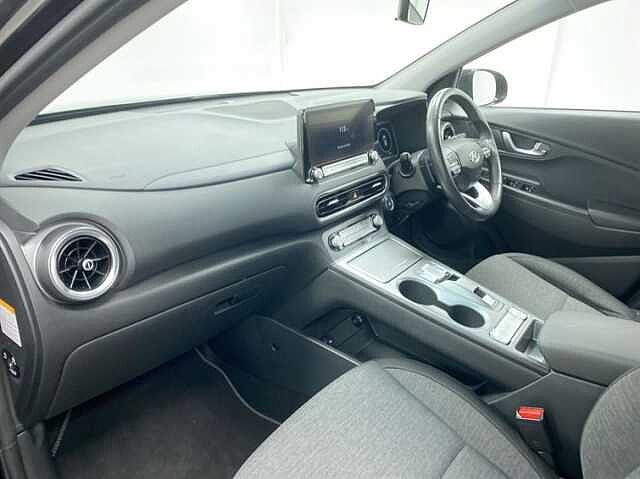 Hyundai KONA 100kW SE Connect 39kWh 5dr Auto