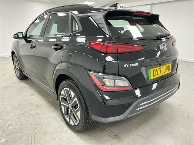 Hyundai KONA 100kW SE Connect 39kWh 5dr Auto