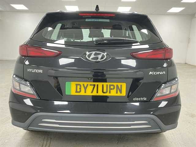 Hyundai KONA 100kW SE Connect 39kWh 5dr Auto