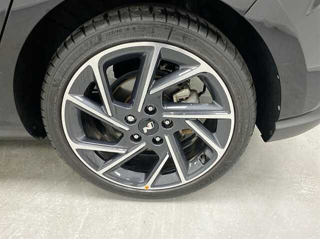Hyundai I30 1.5T GDi N Line 5dr DCT BLACK
