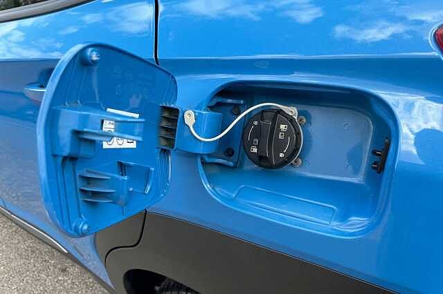 Hyundai Kona 1.6 H Gdi Premium Suv 5dr Petrol Hybrid Dct Euro 6 (s/s) (141 Ps)