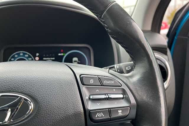 Hyundai Kona 1.6 H Gdi Ultimate Suv 5dr Petrol Hybrid Dct Euro 6 (s/s) (141 Ps)