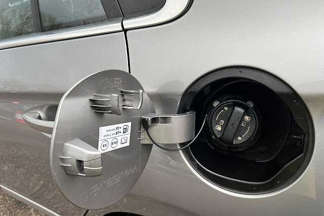 Hyundai IONIQ 1.6 H Gdi Premium Hatchback 5dr Petrol Hybrid Dct Euro 6 (s/s) (141 Ps) Grey