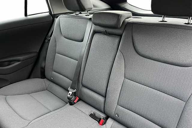 Hyundai IONIQ 1.6 H Gdi Premium Hatchback 5dr Petrol Hybrid Dct Euro 6 (s/s) (141 Ps) Grey