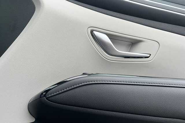 Hyundai TUCSON 1.6 H T Gdi Ultimate Suv 5dr Petrol Hybrid Auto Euro 6 (s/s) (230 Ps) Sunset Red