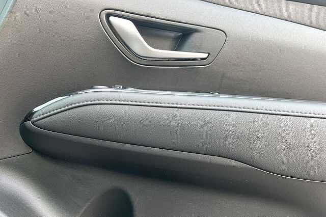 Hyundai TUCSON 1.6 T Gdi Mhev Premium Suv 5dr Petrol Hybrid Dct Euro 6 (s/s) (150 Ps) Shimmering Silver