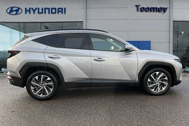 Hyundai TUCSON 1.6 T Gdi Mhev Premium Suv 5dr Petrol Hybrid Dct Euro 6 (s/s) (150 Ps) Shimmering Silver