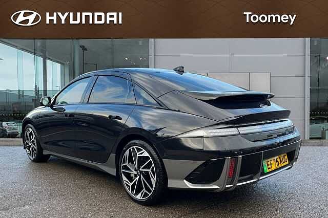 Hyundai Ioniq 6 77.4kwh Ultimate Saloon 4dr Electric Auto Awd (325 Ps)