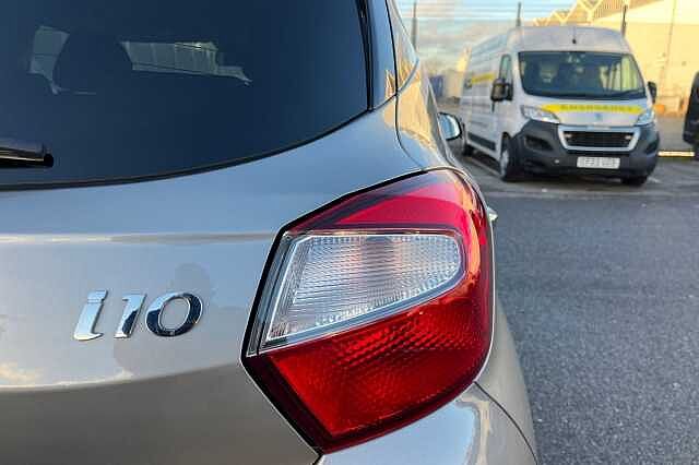 Hyundai I10 1.2 Premium Hatchback 5dr Petrol Auto Euro 6 (s/s) (84 Ps) Brass