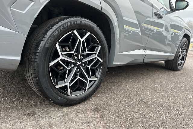 Hyundai TUCSON 1.6 H T Gdi N Line Suv 5dr Petrol Hybrid Auto Euro 6 (s/s) (230 Ps) Shadow Grey