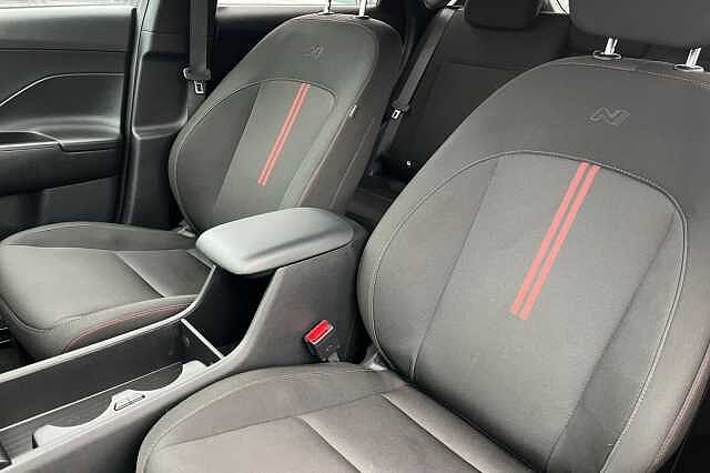 Hyundai KONA 1.6 H Gdi N Line Suv 5dr Petrol Hybrid Dct Euro 6 (s/s) (141 Ps) Ecotronic Grey