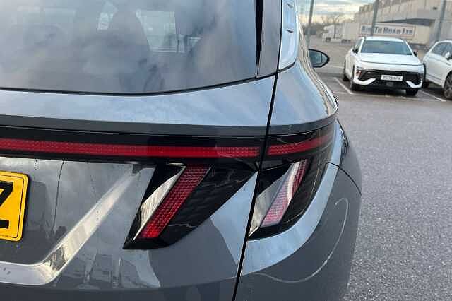 Hyundai TUCSON 1.6 T Gdi Premium Suv 5dr Petrol Hybrid Auto Euro 6 (s/s) (215 Ps) Ecotronic Grey