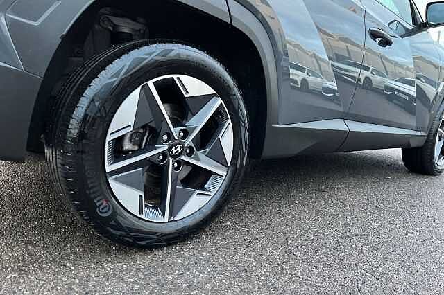 Hyundai TUCSON 1.6 T Gdi Premium Suv 5dr Petrol Hybrid Auto Euro 6 (s/s) (215 Ps) Ecotronic Grey