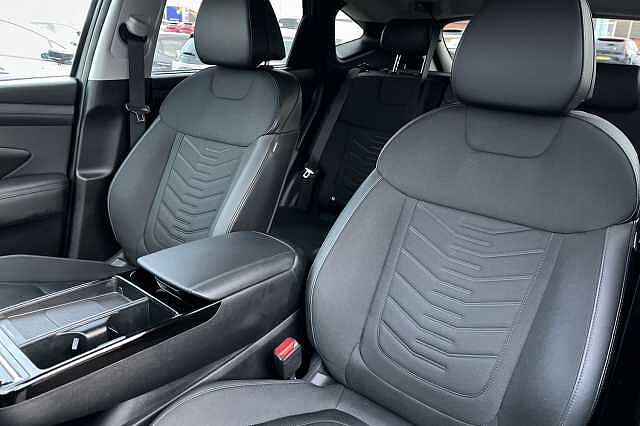 Hyundai TUCSON 1.6 T Gdi Premium Suv 5dr Petrol Hybrid Auto Euro 6 (s/s) (215 Ps) Ecotronic Grey