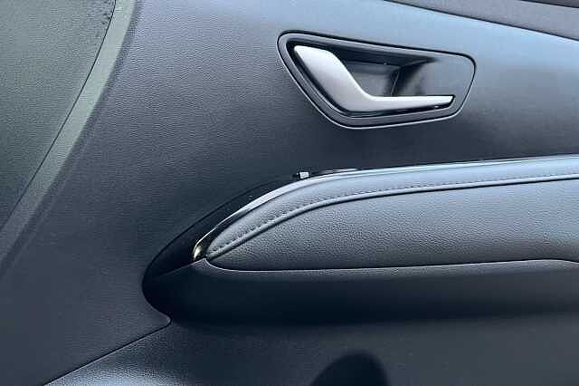 Hyundai TUCSON 1.6 T Gdi Premium Suv 5dr Petrol Hybrid Auto Euro 6 (s/s) (215 Ps) Ecotronic Grey