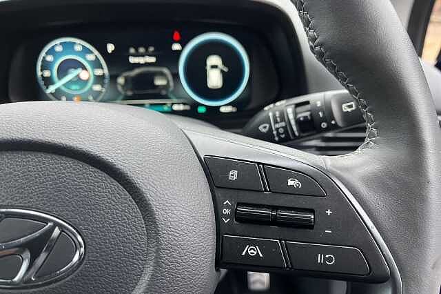 Hyundai BAYON 1.0 T Gdi Mhev Ultimate Suv 5dr Petrol Hybrid Dct Euro 6 (s/s) (100 Ps) Intense Blue/Black