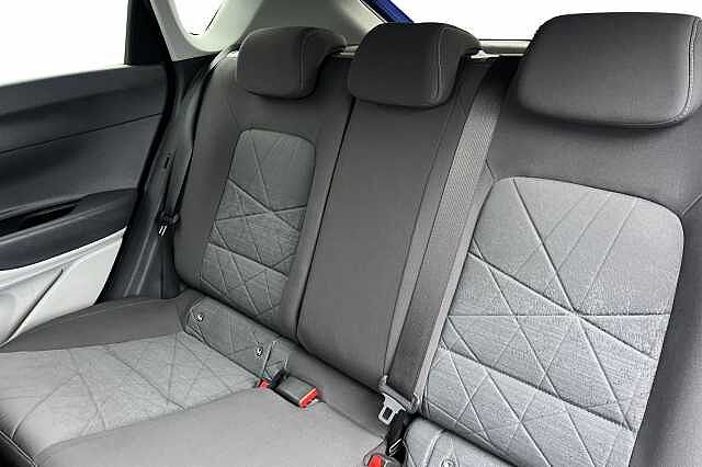 Hyundai BAYON 1.0 T Gdi Mhev Ultimate Suv 5dr Petrol Hybrid Dct Euro 6 (s/s) (100 Ps) Intense Blue/Black